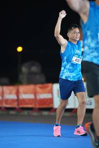 BIB: 4067
                            <button type="button" onclick="openModal(19759008)" class="btn btn-primary btn-sm float-right btn-popup" data-toggle="modal" data-target=".modal-high-quality">
                        <i class="fas fa-shopping-cart"></i> Add to Cart
                    </button>
                                            <button type="button" onclick="isThisMe(19759008, true)" class="btn btn-success btn-sm float-right btn-popup btn-isme hidden" data-toggle="tooltip" data-placement="bottom" title="นี่คือรูปของคุณใช่ไหม คลิกที่นี่เพื่อเอาเข้าอัลบั้ม">
                        <i class="fas fa-plus"></i> Add to album
                    </button>
                    <button type="button" onclick="isThisMe(19759008, false)" class="btn btn-warning btn-sm float-right btn-popup btn-isnotme hidden">
                        <i class="fas fa-ban"></i> Remove from album
                    </button>